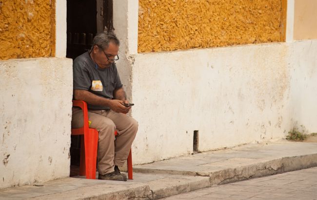 Chris Langley | Solitaire, one way to pass a day, Mexico