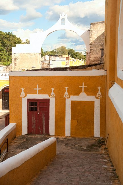 Chris Langley | Stairways to Heaven, Izamal, Mexico