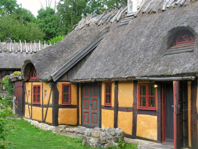 Chris Langley | Skåne-style Thatch at Alunbruket, Sweden #1