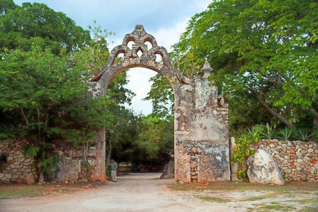 Chris Langley | Gateway to Hacienda Mucuyche ruins, Yucatan, Mexico