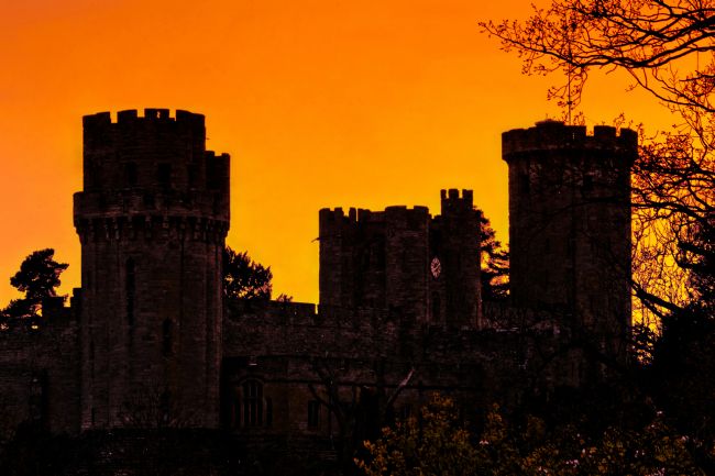 Jacovos Jacovou | Warwick Castle at sunset