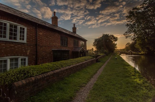 Jacovos Jacovou | Long Buckby wharf sunrise
