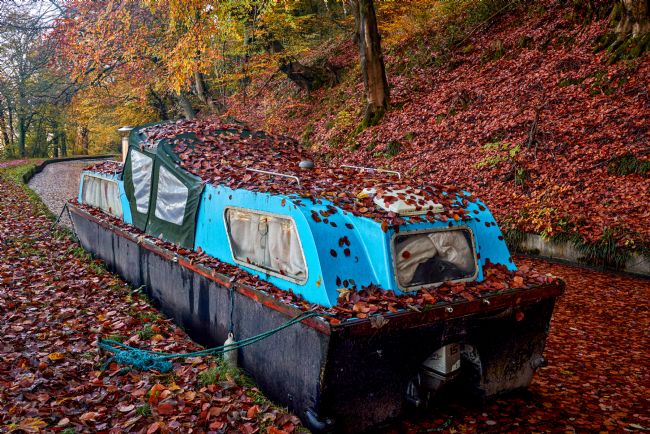 Gordon Maclaren | Brecon Canal Boat in Autumn