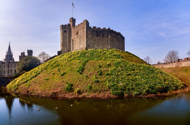 Gordon Maclaren | Cardiff Castle in Spring