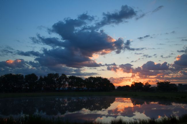 Stephen Prosser | Magical sunrise over a pool