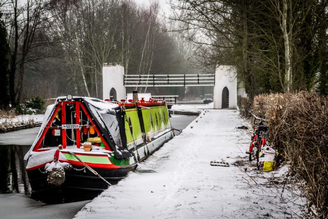 Warren Byrne | Fazeley Canal Side in the Snow 3